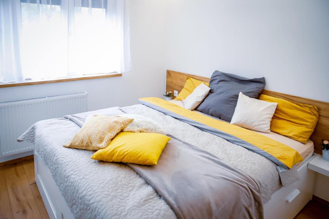 Cozy Apartment In The Downtown Дьёр Экстерьер фото