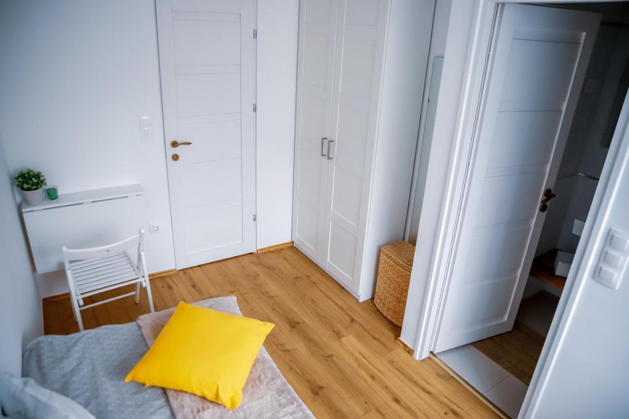 Cozy Apartment In The Downtown Дьёр Экстерьер фото